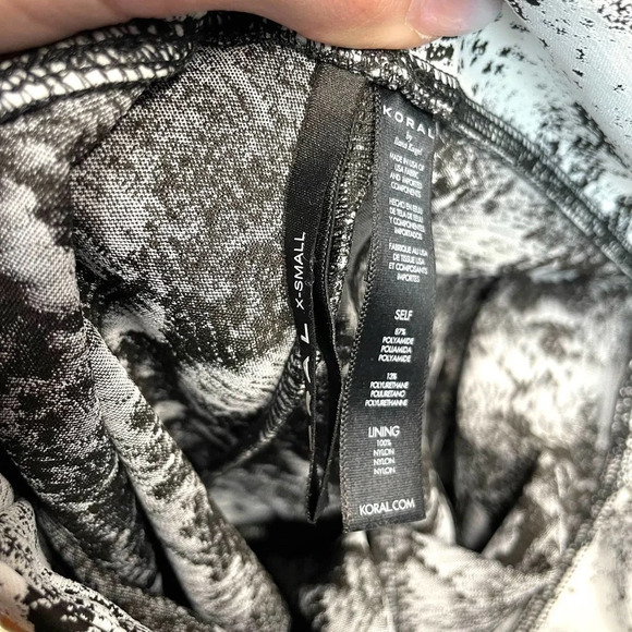 Koral Drive Python High‎ Rise Leggings Snakeskin Print Size XS - Picture 7 of 8